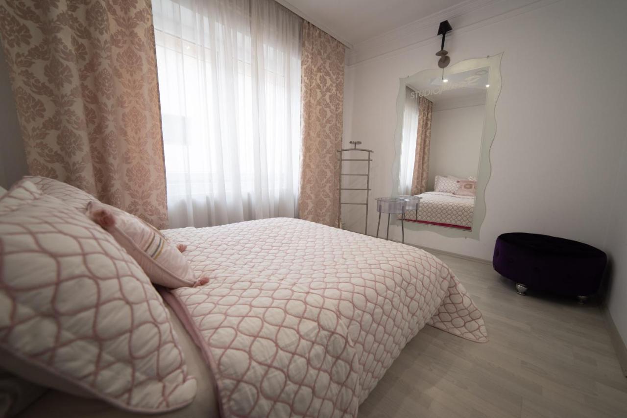 Jelenar Novi Sad Exterior foto